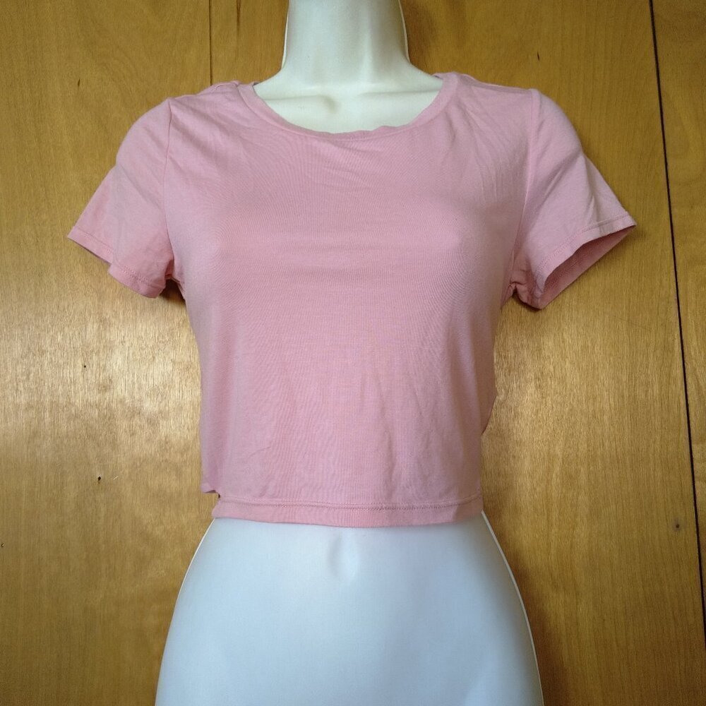 90 Degree by Reflex Size XS Pink Short Sleeve Pullover Crop Top With Tie